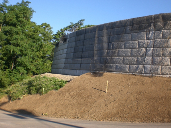 arlington retaining wall