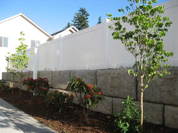 retaining wall fencing